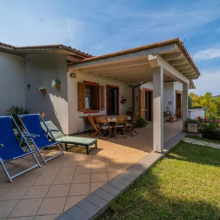 In 2 To 4 Persons With Large Garden Stella Appartamento