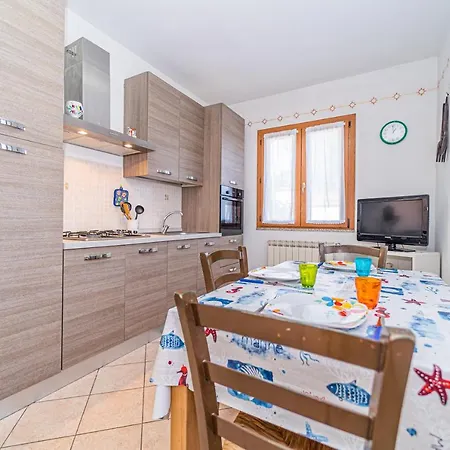 In 2 To 4 Persons With Large Garden Stella * Capoliveri (Isola d'Elba)